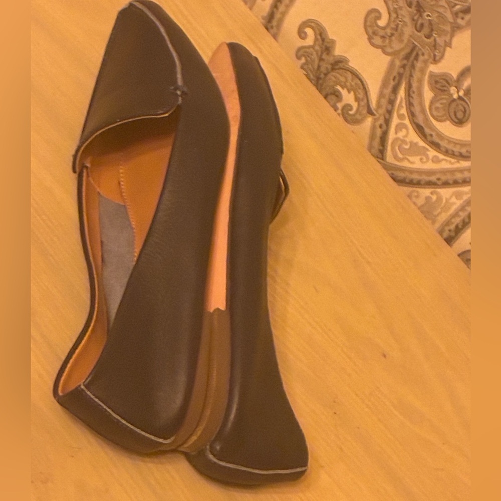 Navy J Crew Flats - Picture 5 of 8